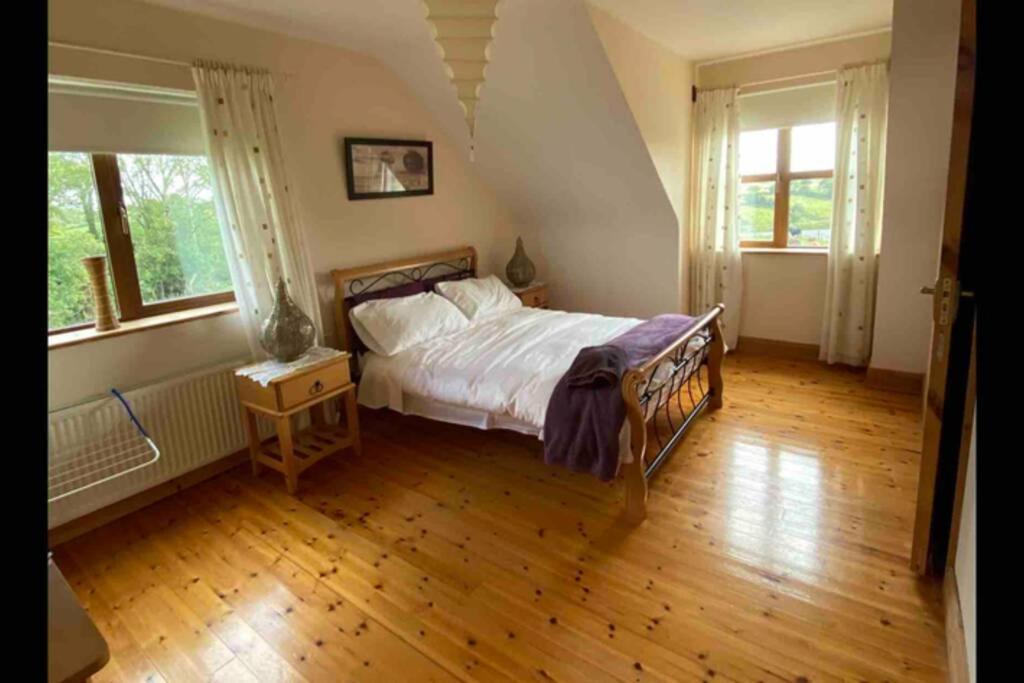 Annies Meadow. Vila Knock  Exterior foto